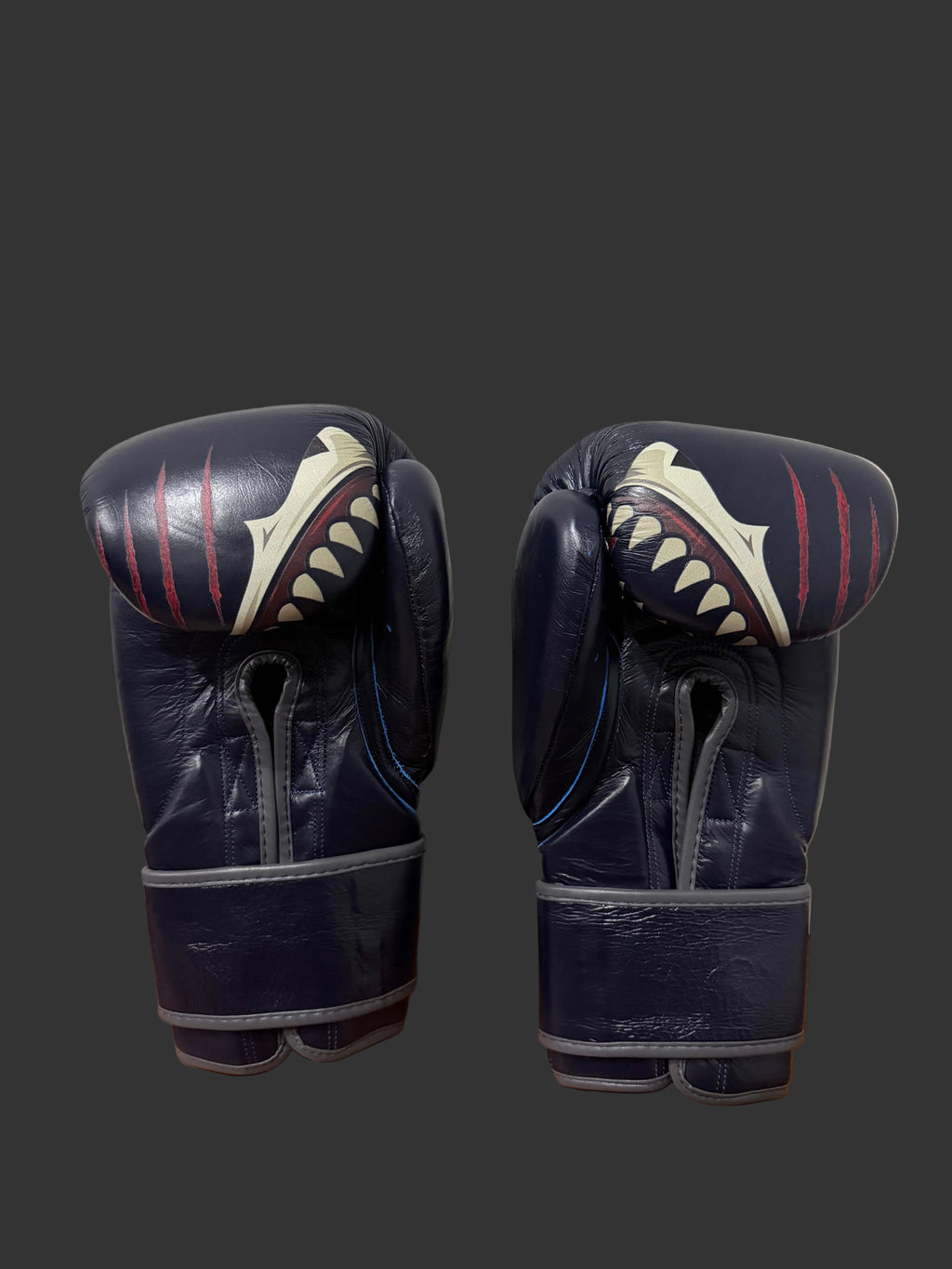 Luvas de Boxe Shark Attack